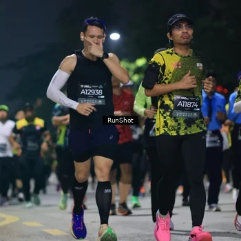 Runner Photo 6956913