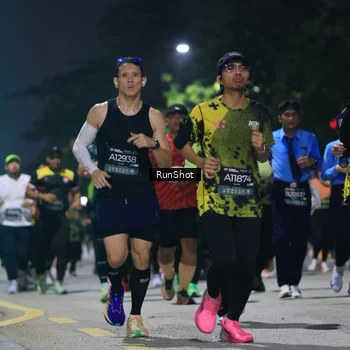 Runner Photo 6956914