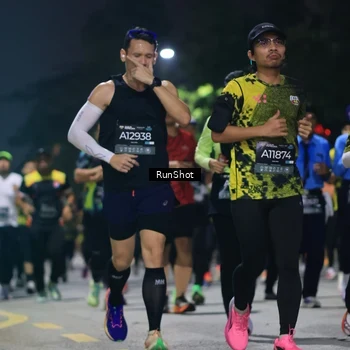 Runner Photo 6956915
