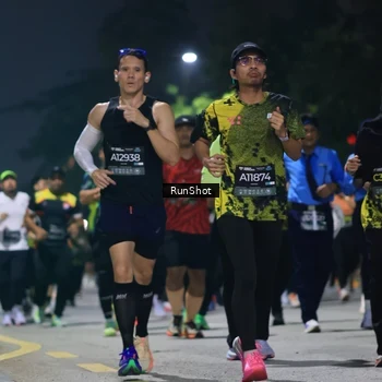 Runner Photo 6956916