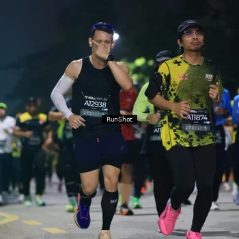 Runner Photo 6956918