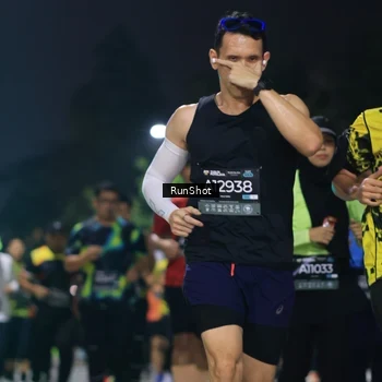 Runner Photo 6956933