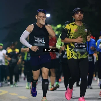 Runner Photo 6956934