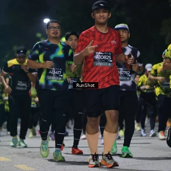 Runner Photo 6956944
