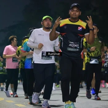 Runner Photo 6956986