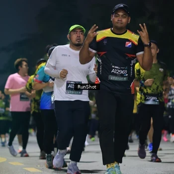Runner Photo 6956988