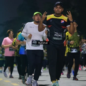Runner Photo 6956989