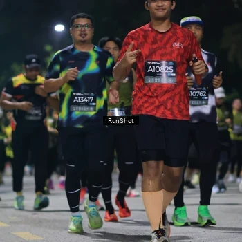 Runner Photo 6956993