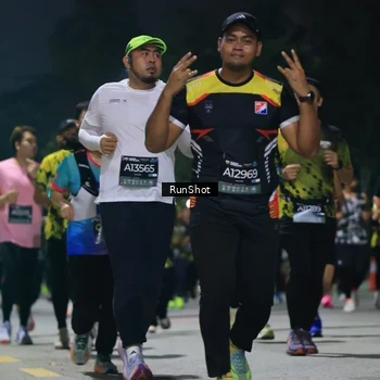 Runner Photo 6956994