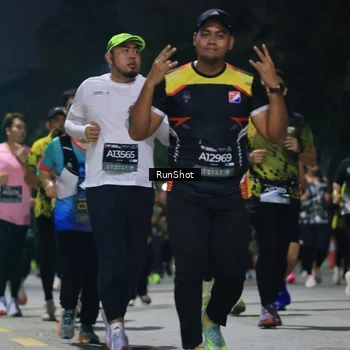 Runner Photo 6956995