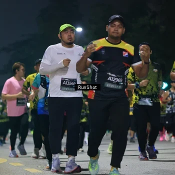 Runner Photo 6957000