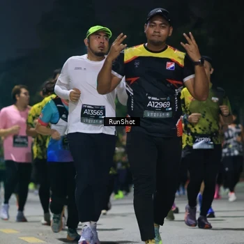 Runner Photo 6957015