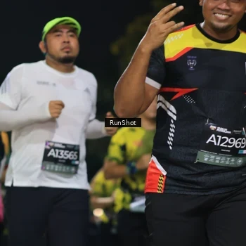 Runner Photo 6957037