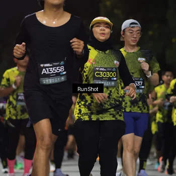 Runner Photo 6957142