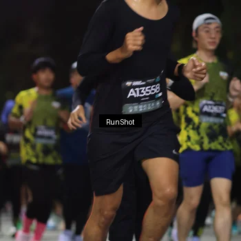 Runner Photo 6957156