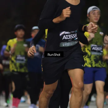 Runner Photo 6957158