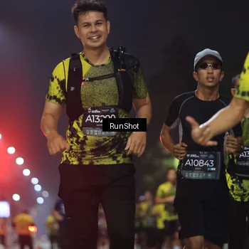 Runner Photo 6957263