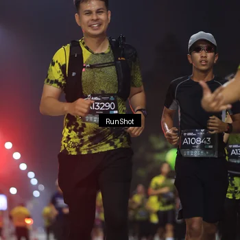 Runner Photo 6957265