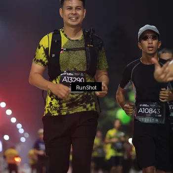 Runner Photo 6957276