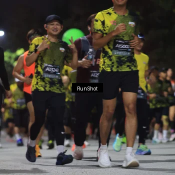 Runner Photo 6957324