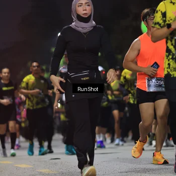 Runner Photo 6957337