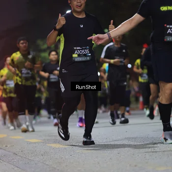 Runner Photo 6957393
