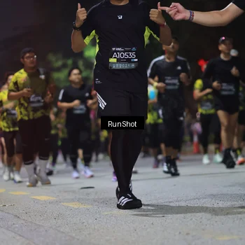 Runner Photo 6957399