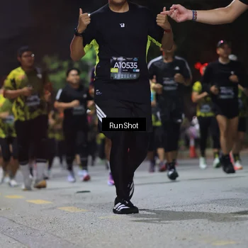 Runner Photo 6957403