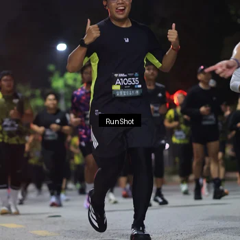 Runner Photo 6957416