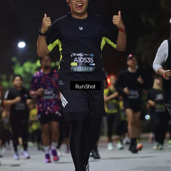 Runner Photo 6957426