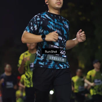 Runner Photo 6957504