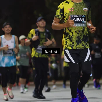 Runner Photo 6957678