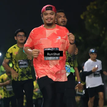 Runner Photo 6957801