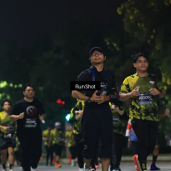 Runner Photo 6957863