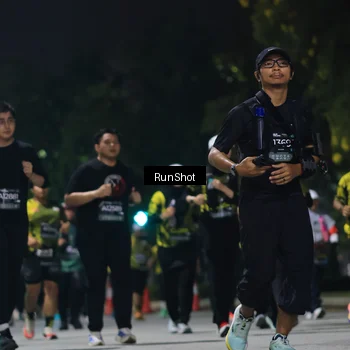 Runner Photo 6957890