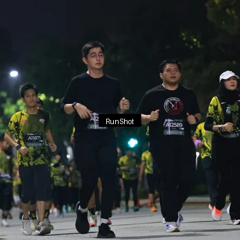 Runner Photo 6957908