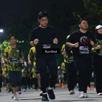 Runner Photo 6957923