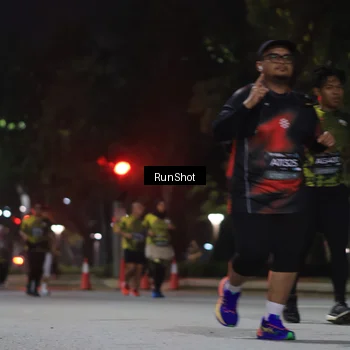 Runner Photo 6958000