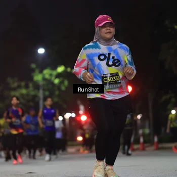 Runner Photo 6958002