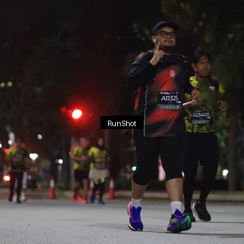 Runner Photo 6958018