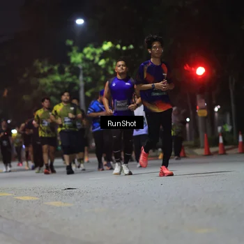 Runner Photo 6958026