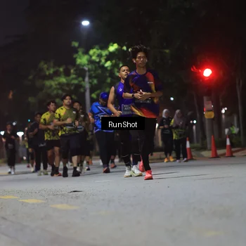 Runner Photo 6958041