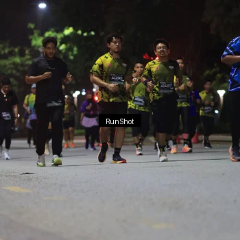 Runner Photo 6958042