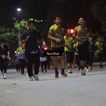 Runner Photo 6958051