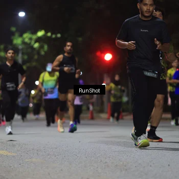Runner Photo 6958062