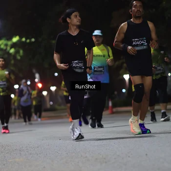 Runner Photo 6958123