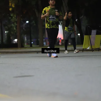 Runner Photo 6958137
