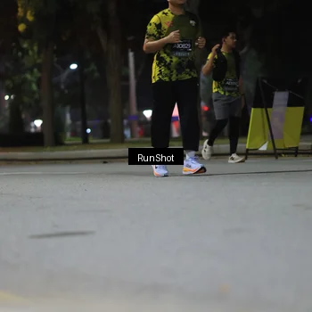 Runner Photo 6958142