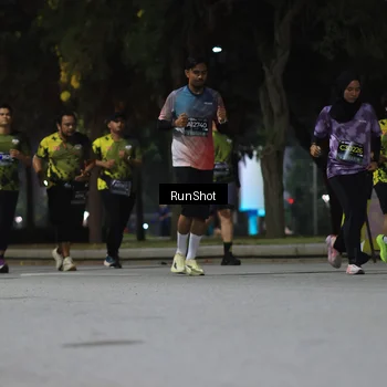 Runner Photo 6958193