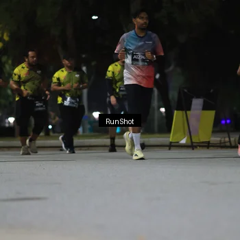 Runner Photo 6958198
